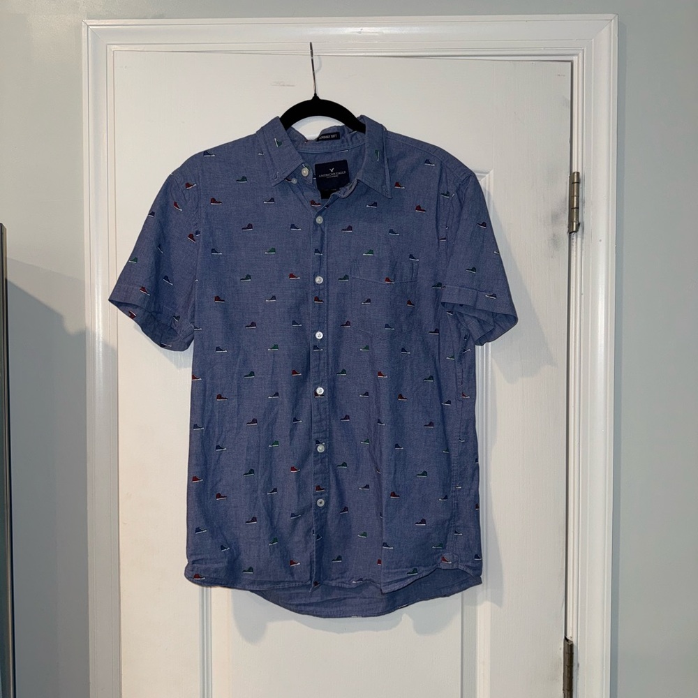American Eagle Outfitters Blue Casual Button Down Shirt